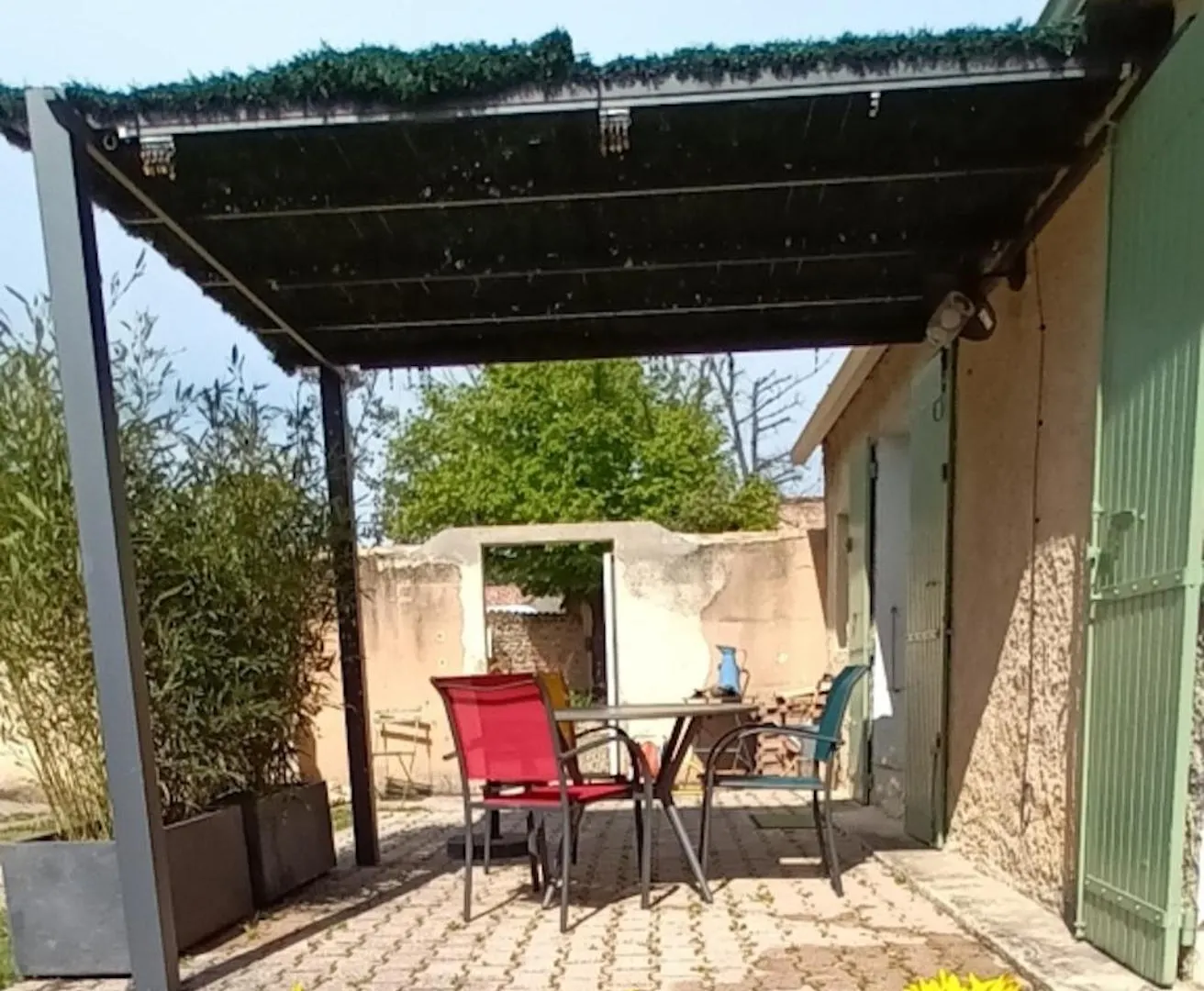 Gîte des Laquets Sérignan-du-Comtat Hébergement de vacances